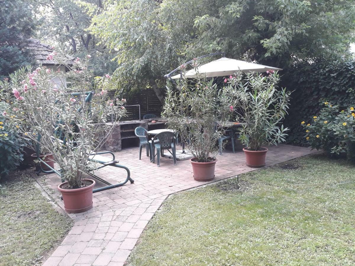 Villa Ottilia Studio Siófok Exterior foto